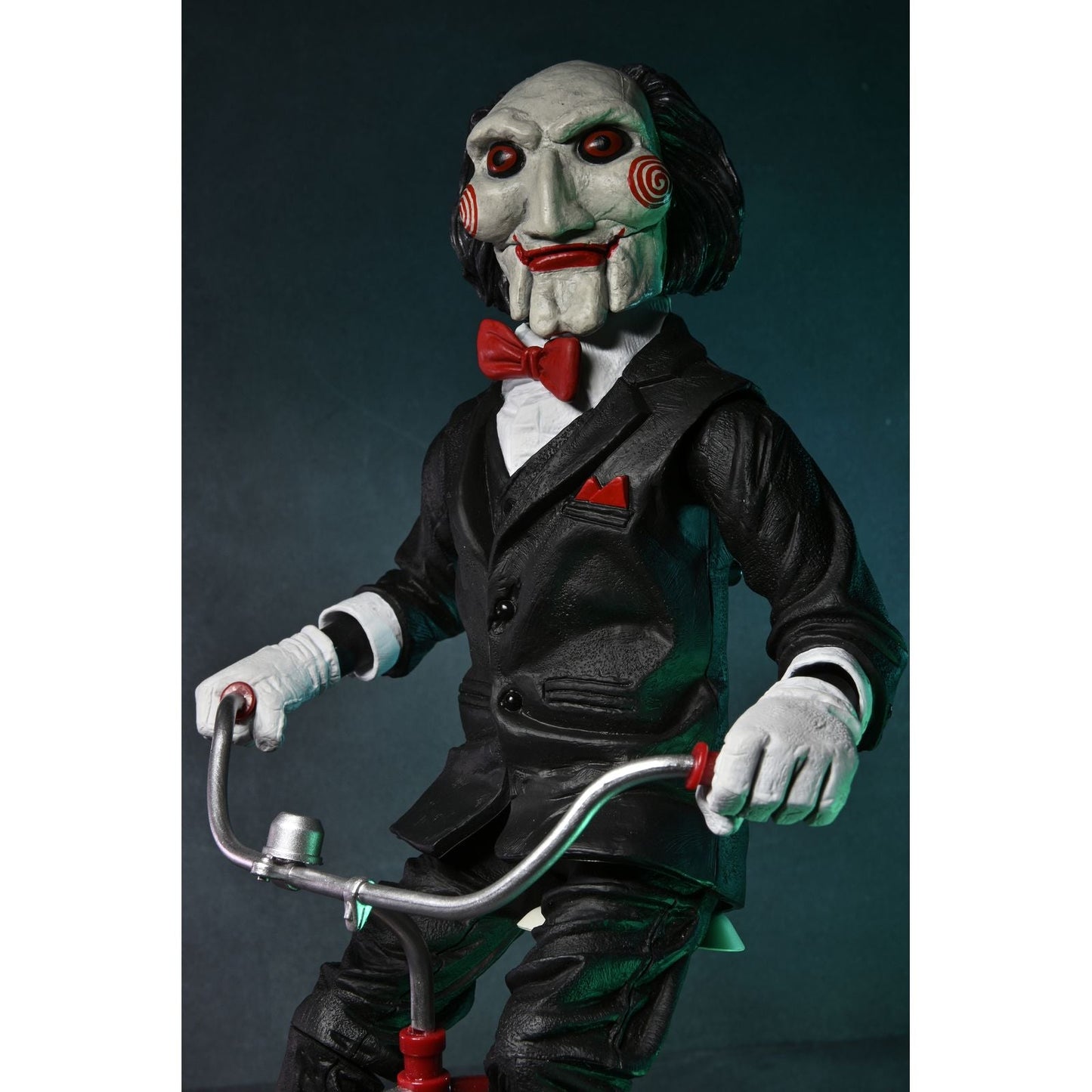 BILLY THE PUPPET WITH SOUND RIDING TRICYCLE VERSION FIGURA 33 CM SAW RE-RUN