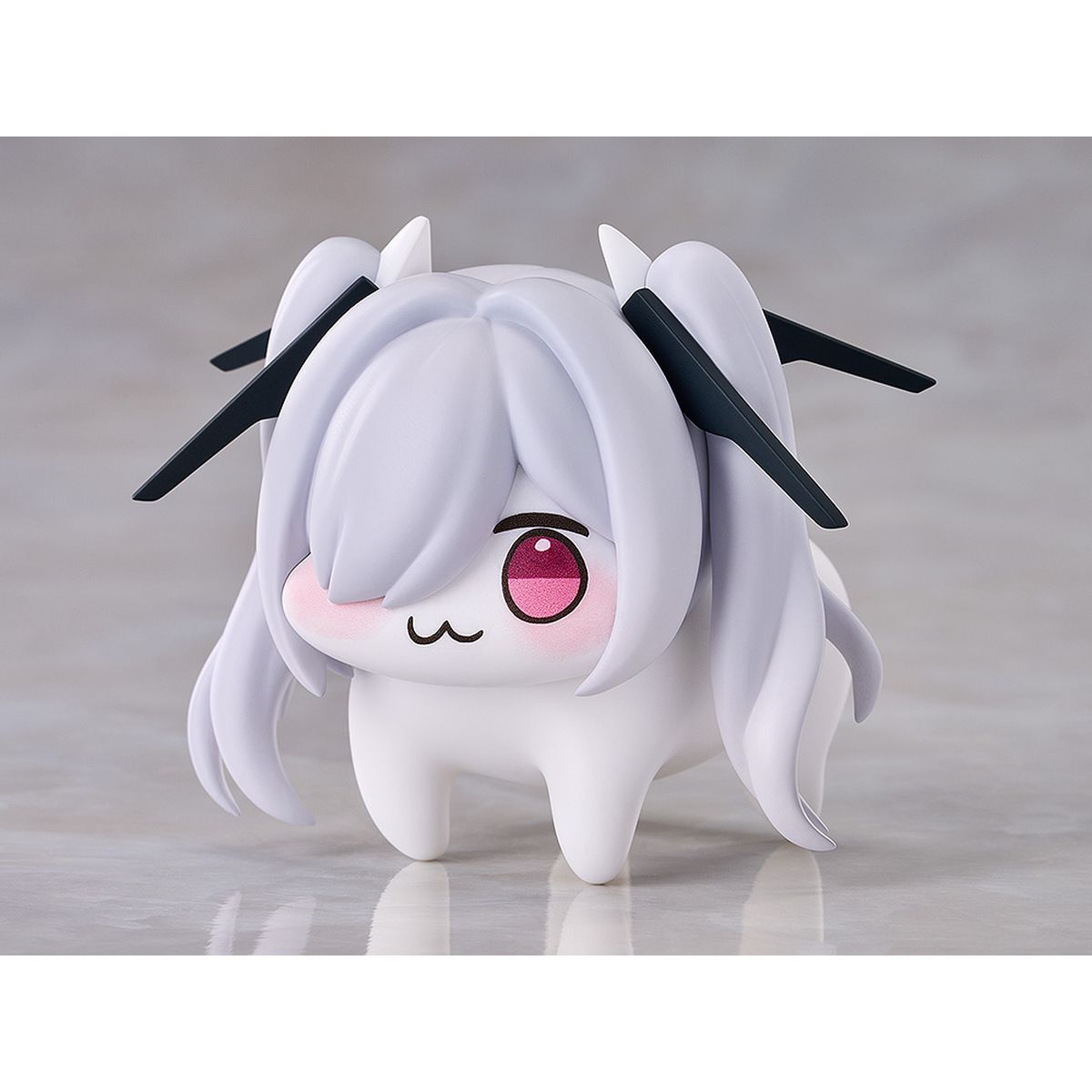 CINDERELLA FIGURA 5 CM GODDESS OF VICTORY NIKKE DORO