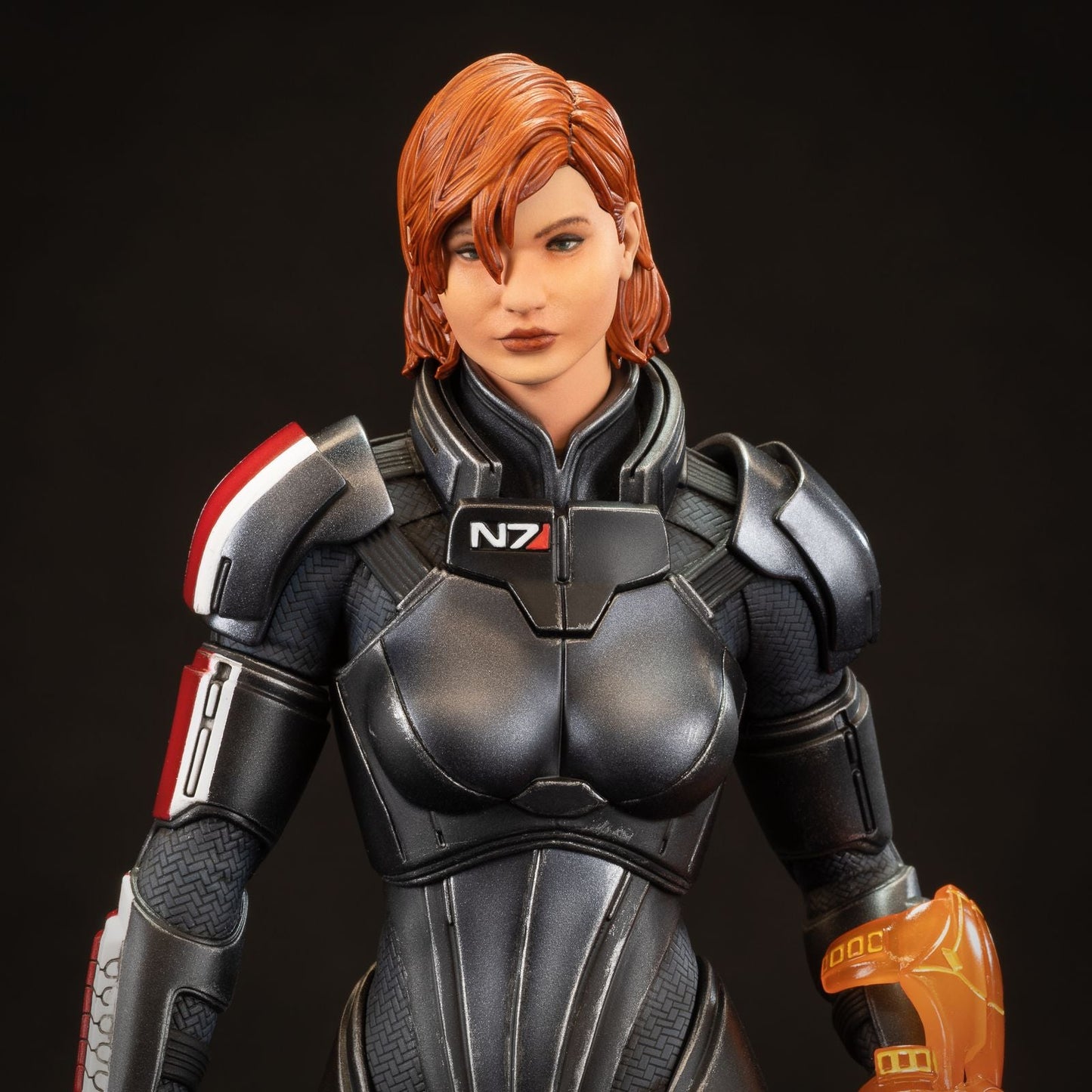 COMMANDER JANE SHEPARD FIGURA 23 CM MASS EFFECT