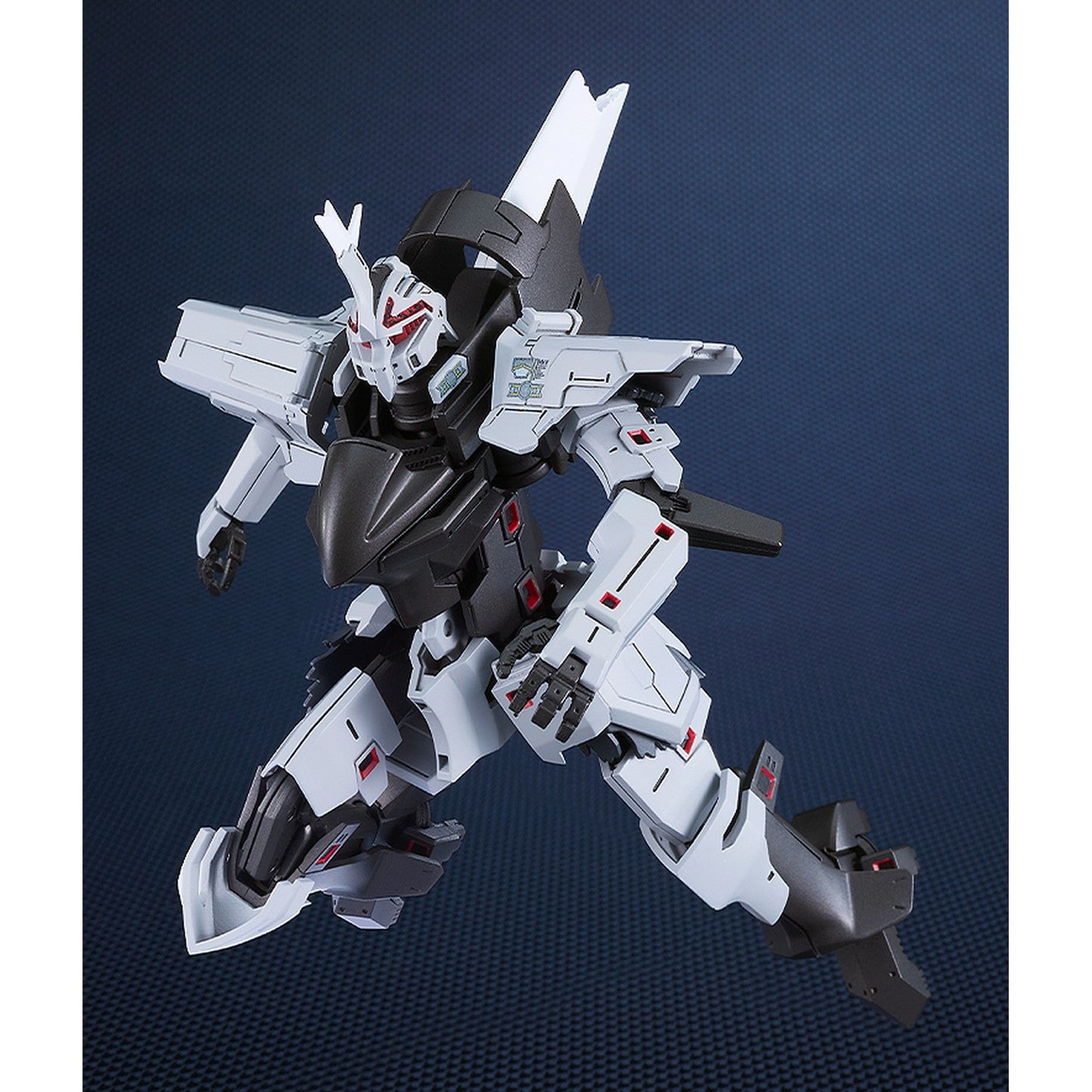 DELPHINE SECOND FORM FIGURA 13 CM BROKEN BLADE MODEROID