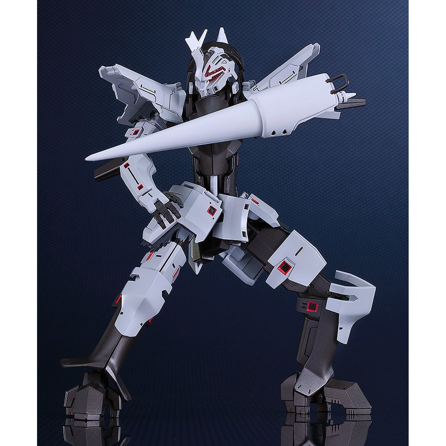 DELPHINE SECOND FORM FIGURA 13 CM BROKEN BLADE MODEROID