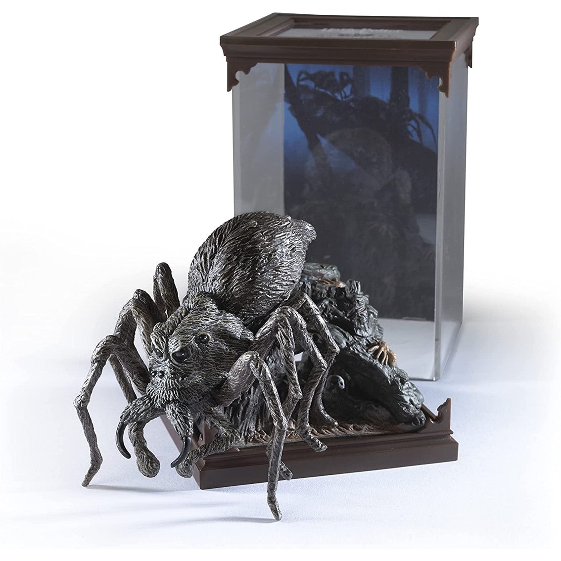 FIGURA THE NOBLE COLLECTION HARRY POTTER ARAGOG CRIATURA MAGICA N 16 18 CM