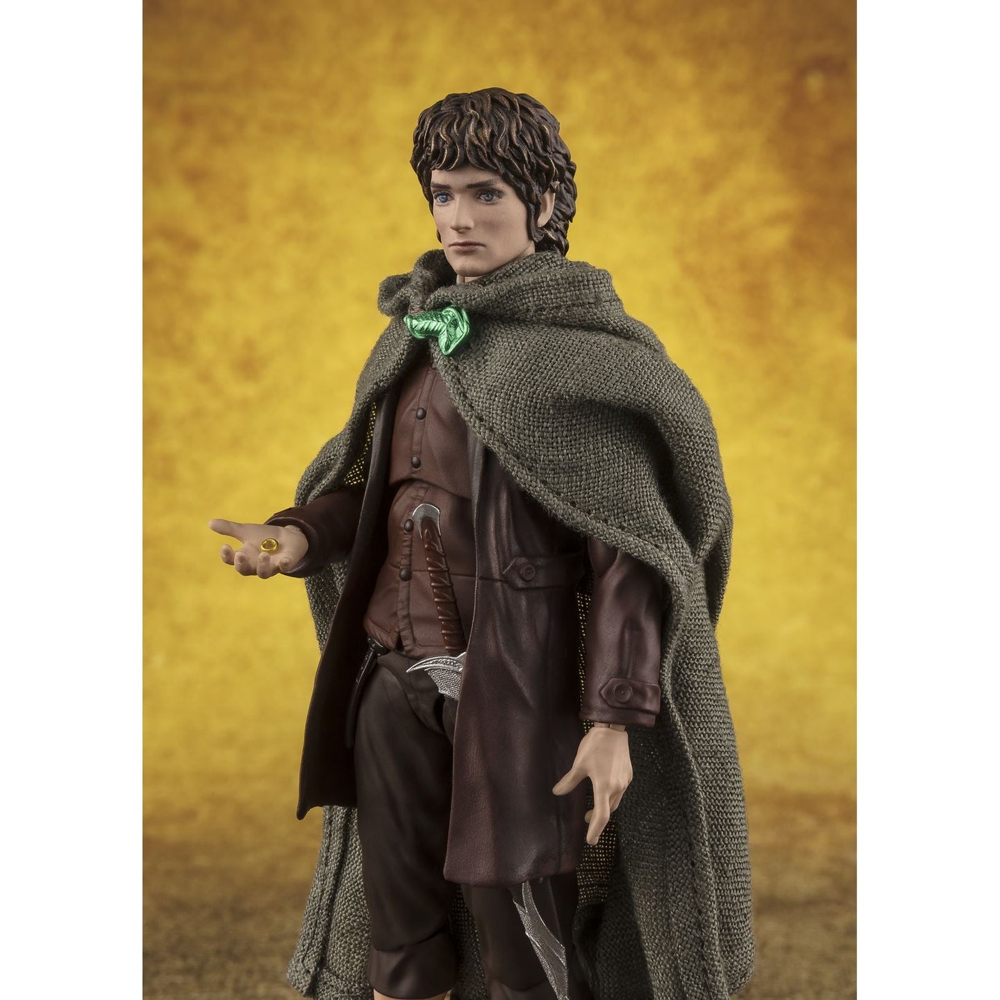 FRODO BAGGINS & GOLLUM FIGURAS 12 & 5 CM THE LORD OF THE RINGS: THE FELLOWSHIP OF THE RING SH FIGUARTS