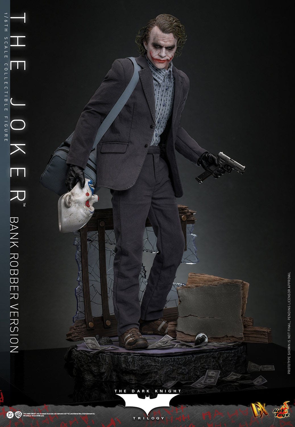 Hot Toys - El Caballero Oscuro - The Joker (Bank Robber Version)