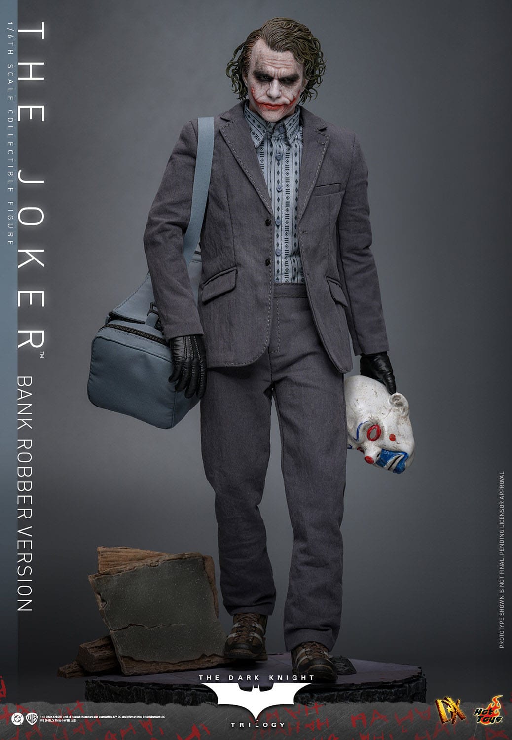 Hot Toys - El Caballero Oscuro - The Joker (Bank Robber Version)