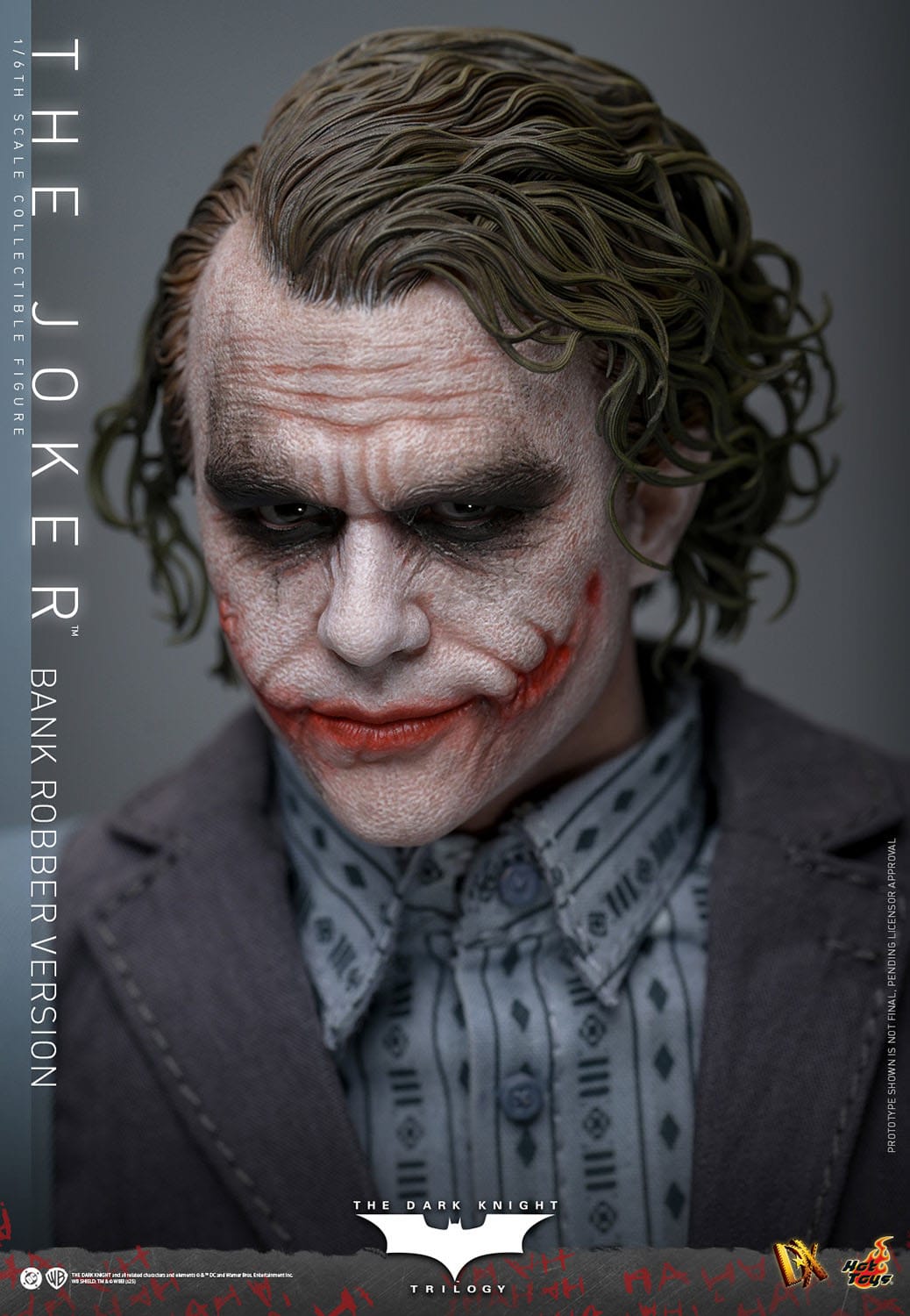 Hot Toys - El Caballero Oscuro - The Joker (Bank Robber Version)