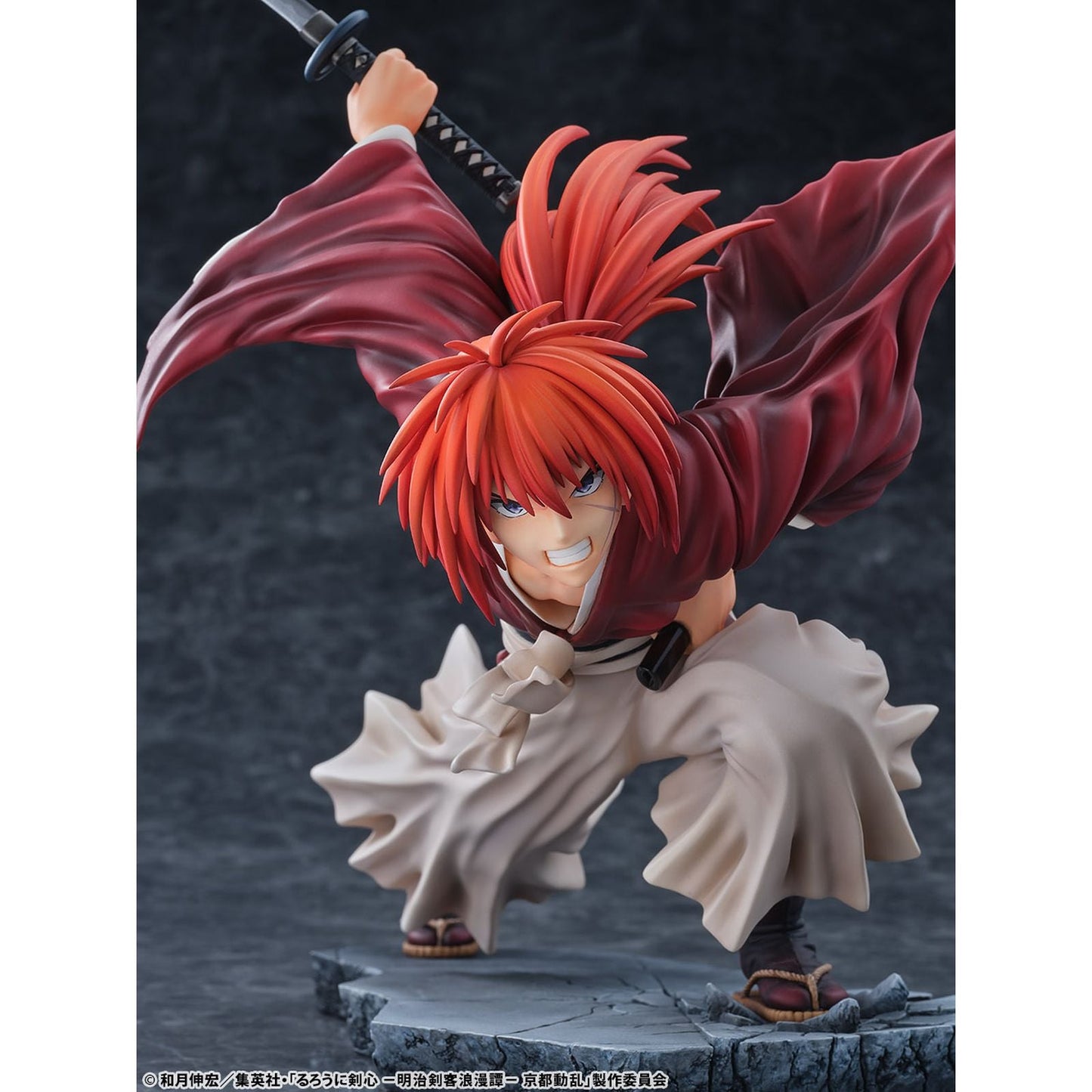 KENSHIN HIMURA AMAKAKERU RYU NO HIRAMEKI VERSION ESTATUA 25 CM RUROUNI KENSHIN