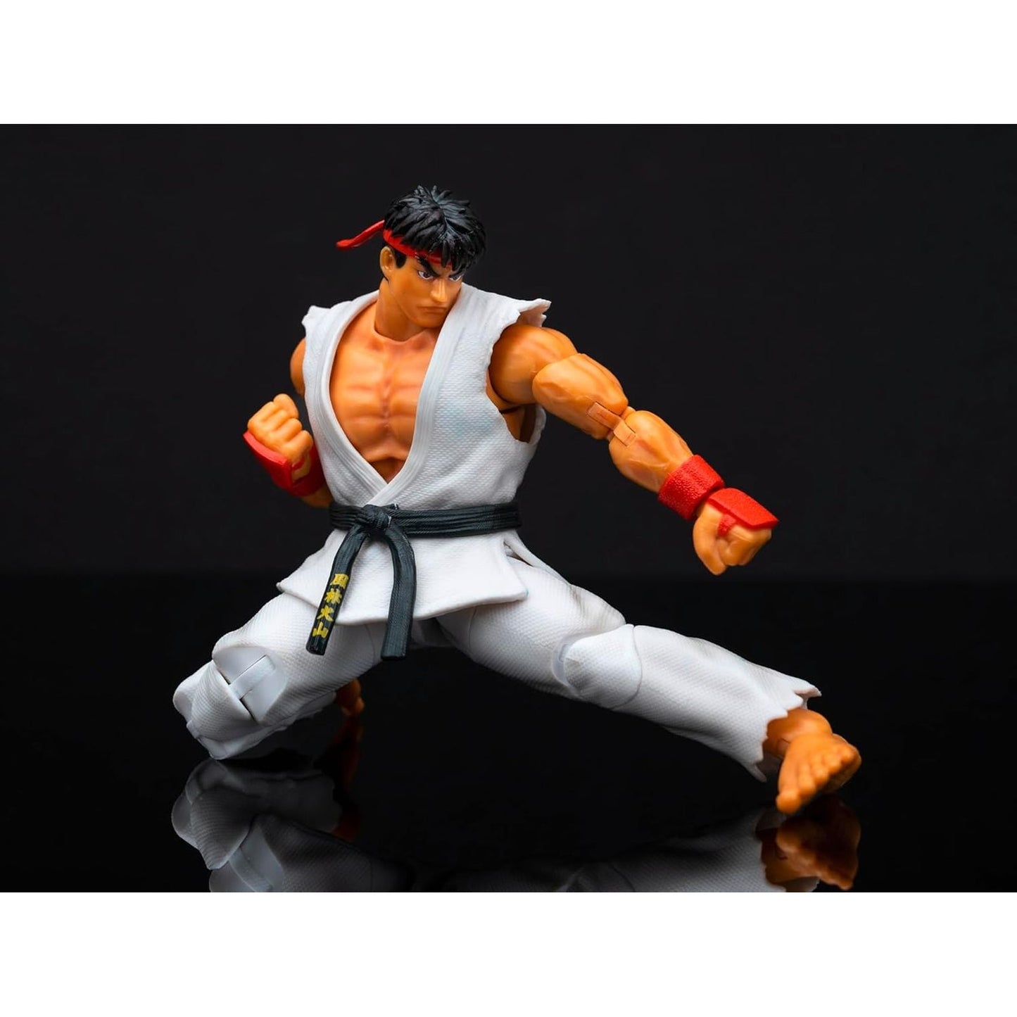 RYU FIGURA 15 CM ULTRA STREET FIGHTER II: THE FINAL CHALLENGERS