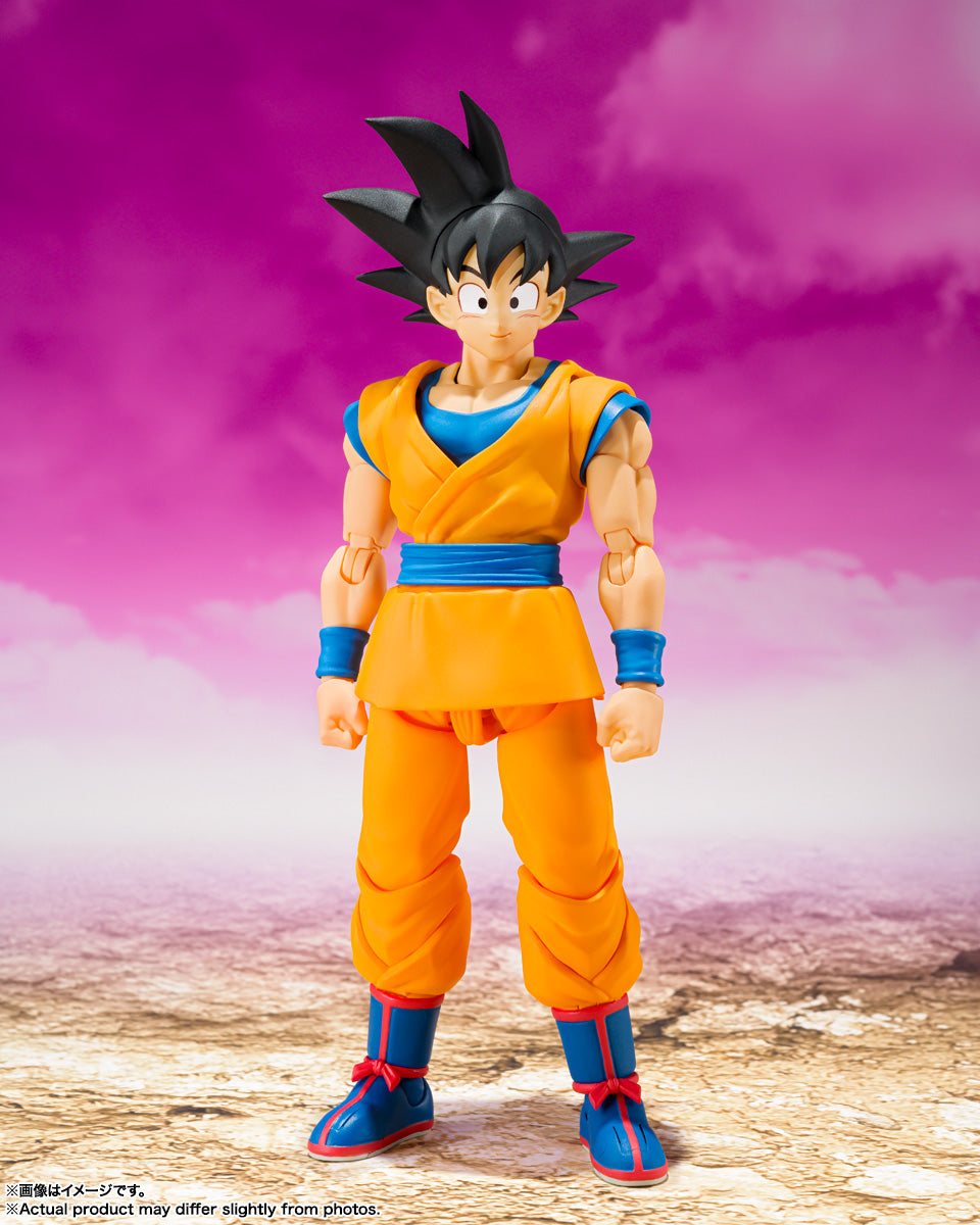 SH FIGUARTS DRAGON BALL DAIMA GOKU - Z POP Toys