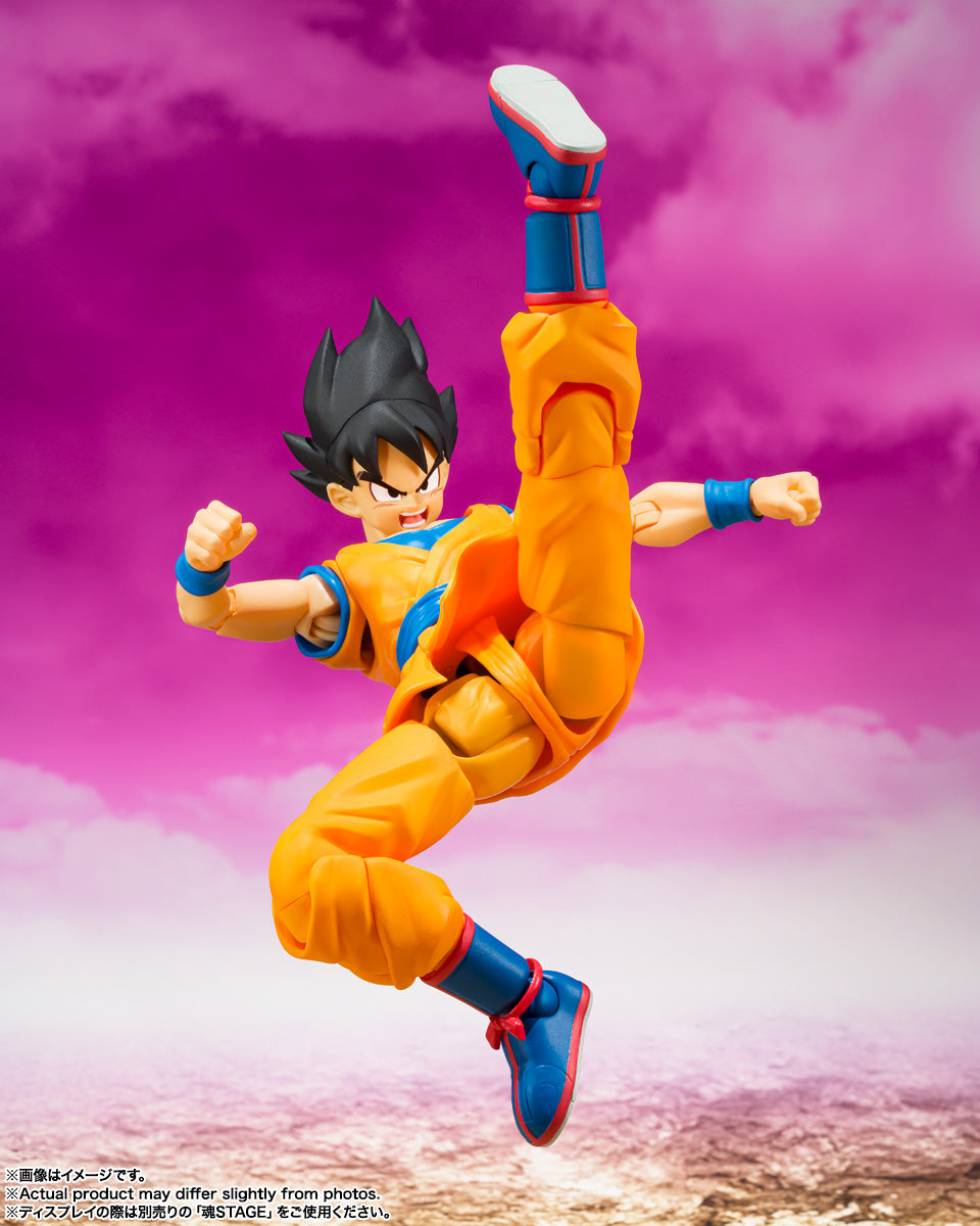 SH FIGUARTS DRAGON BALL DAIMA GOKU - Z POP Toys
