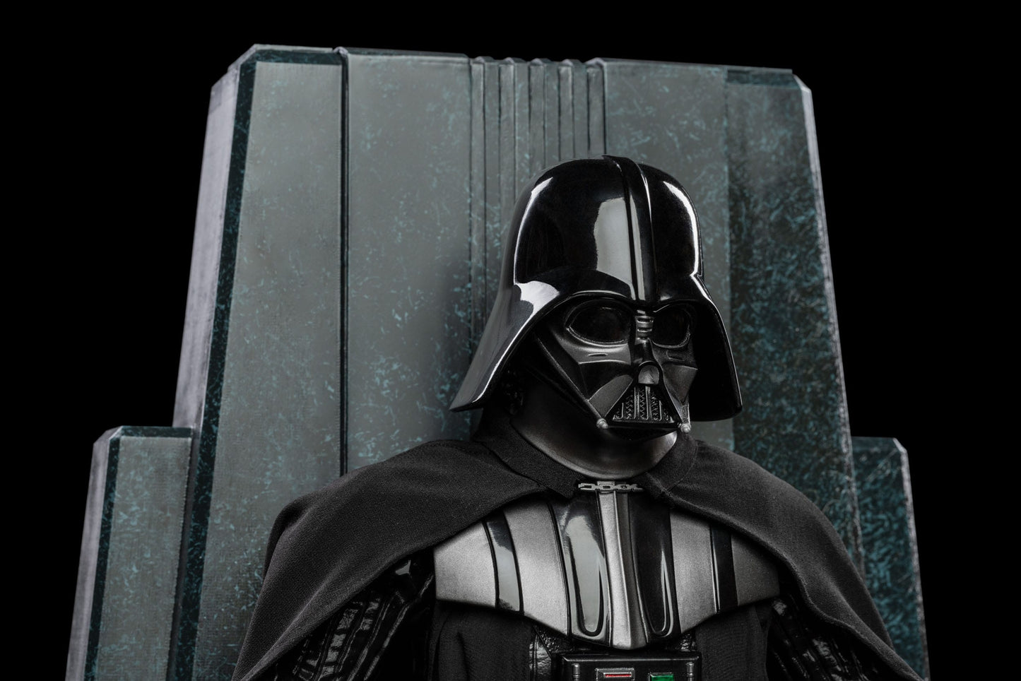 Sideshow Collectibles - Star Wars - Estatua 1/10 Art Scale Darth Vader on Throne 18 cm