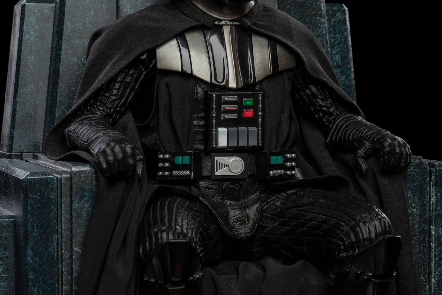 Sideshow Collectibles - Star Wars - Estatua 1/10 Art Scale Darth Vader on Throne 18 cm