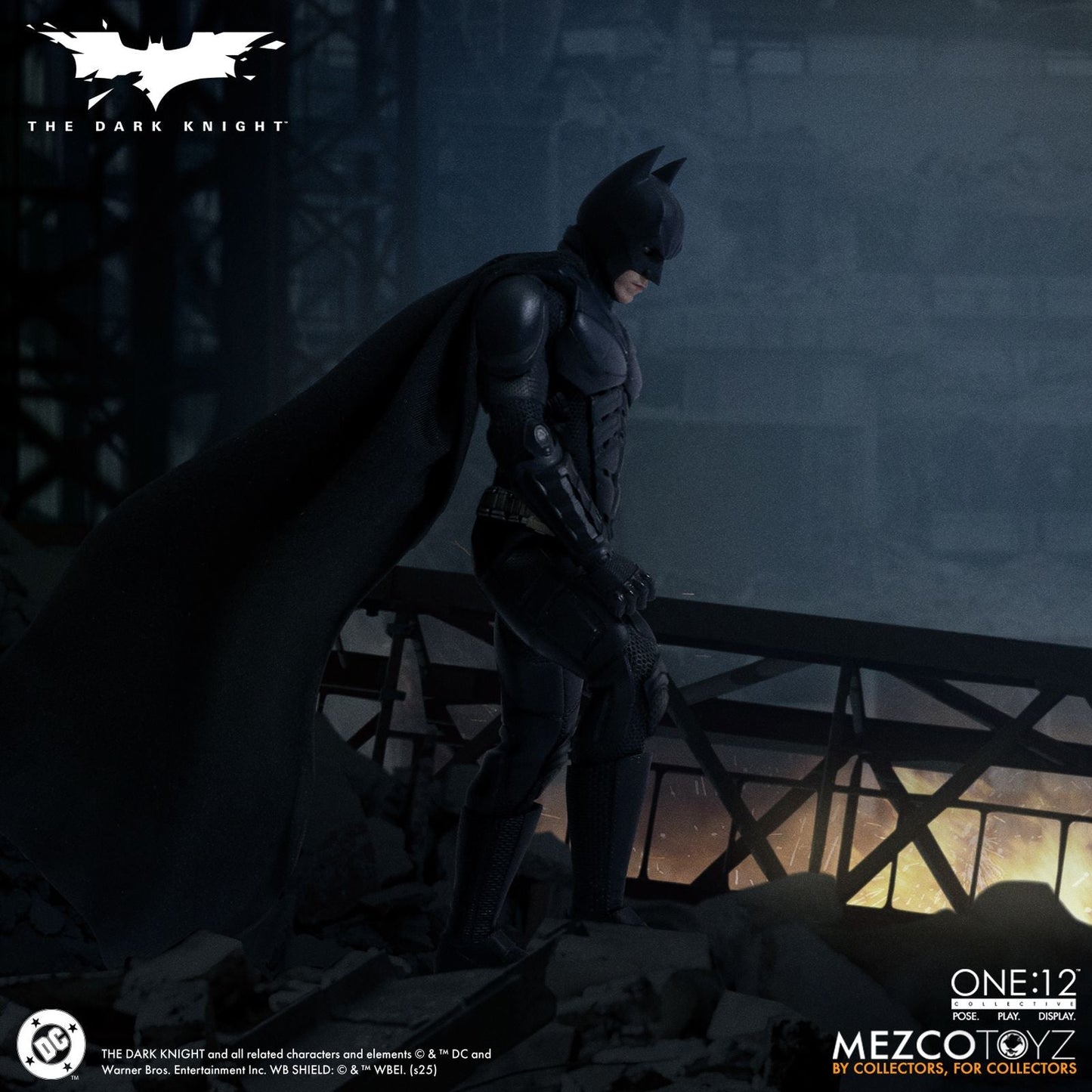 THE DARK KNIGHT BATMAN FIGURA 17 CM DC UNIVERSE ONE:12 COLLECTIVE