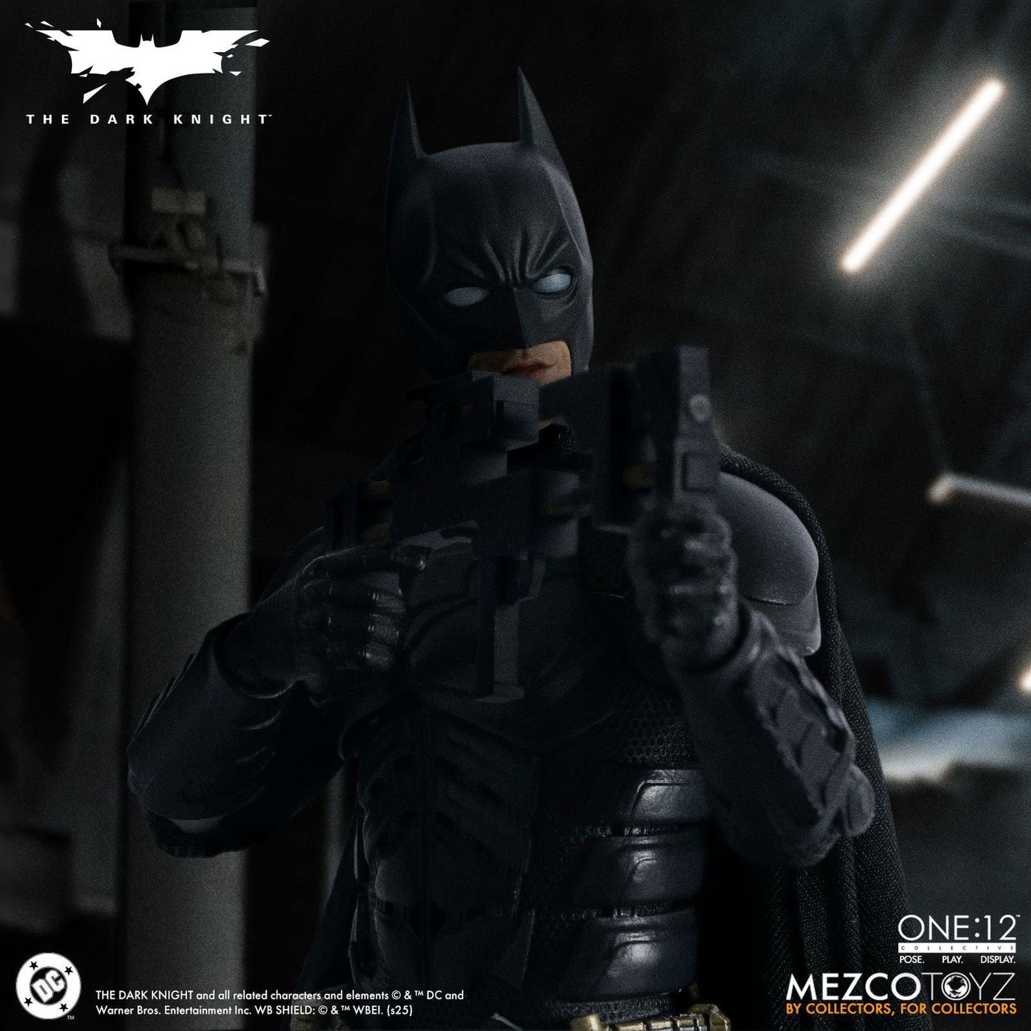 THE DARK KNIGHT BATMAN FIGURA 17 CM DC UNIVERSE ONE:12 COLLECTIVE
