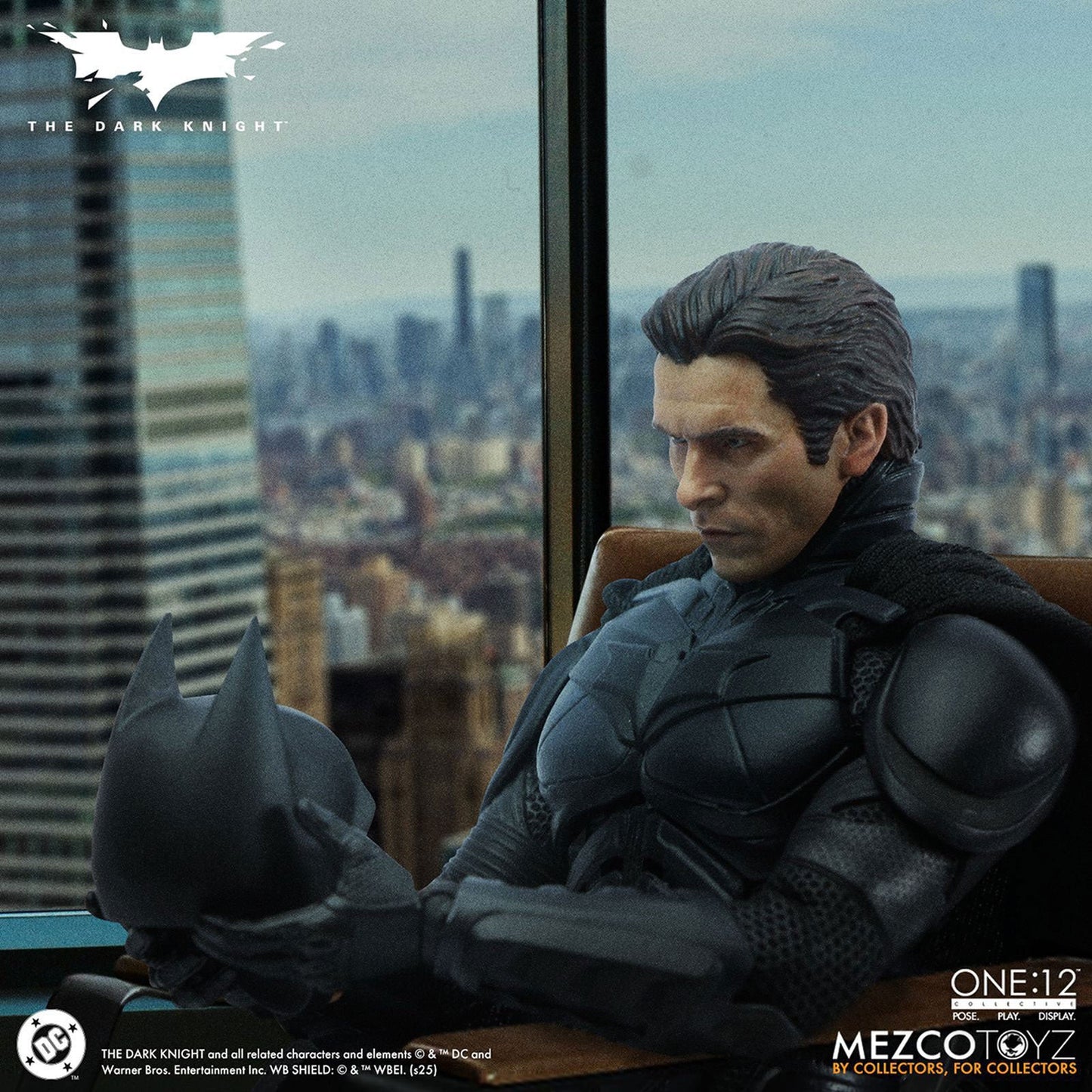 THE DARK KNIGHT BATMAN FIGURA 17 CM DC UNIVERSE ONE:12 COLLECTIVE