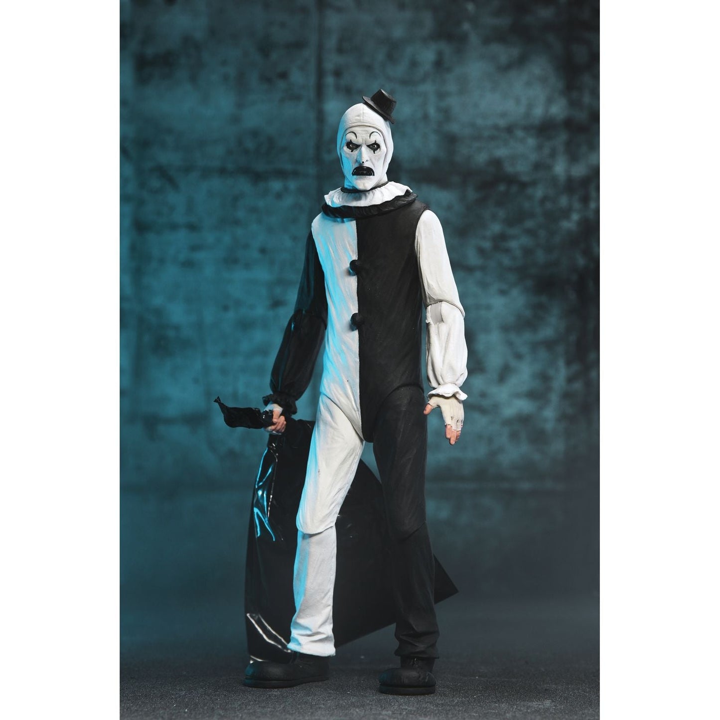 ULTIMATE ART THE CLOWN FIGURA 18 CM TERRIFIER