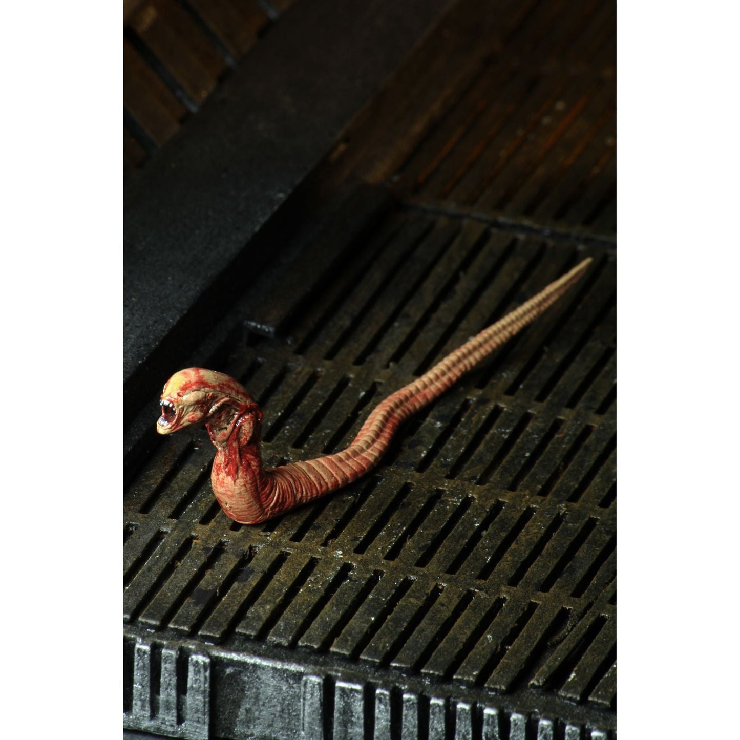 ULTIMATE BIG CHAP SCALE ACTION FIGURA 23 CM 40TH ANNIVERSARY ALIEN 1979 RE-RUN