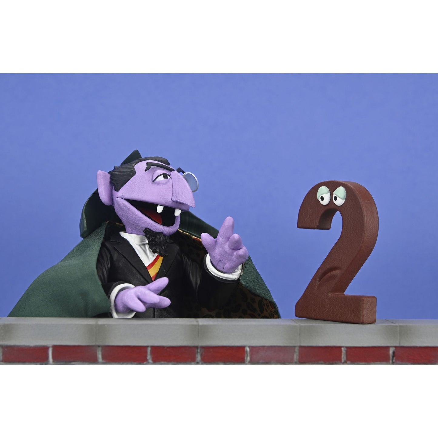 ULTIMATE EL CONDE DRACO FIGURA 18 CM SESAME STREET
