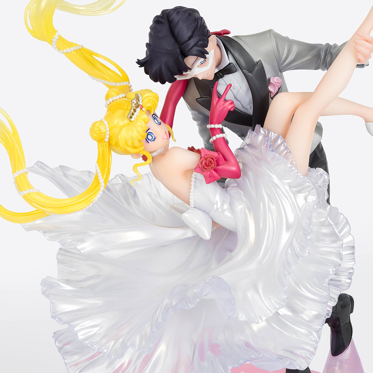 USAGI & TUXEDO MASK MOONLIGHT GLOW VERSION FIGURA 23,5 CM SAILOR MOON FIGUARTS ZERO CHOUETTE COLLECTORS SHOP