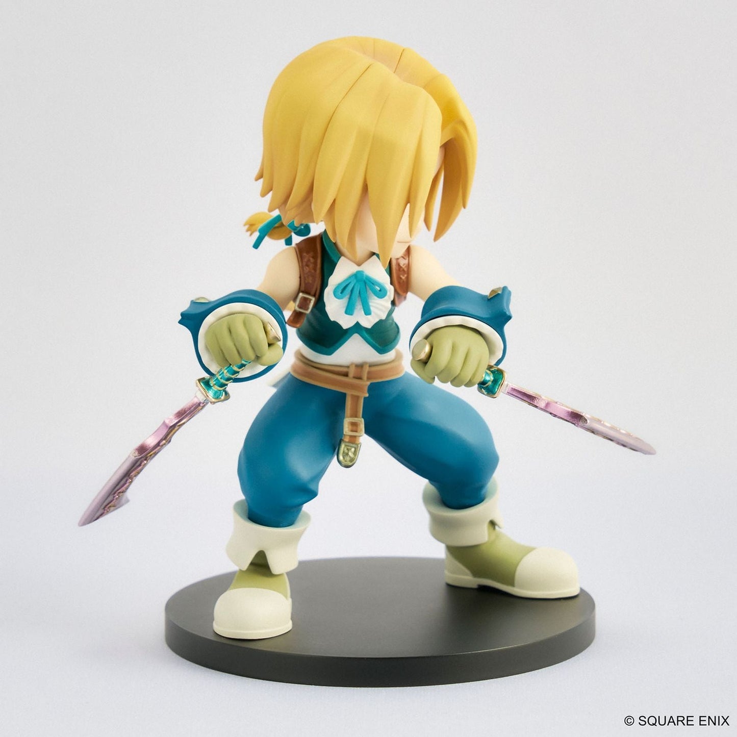 ZIDANE TRIBAL FIGURA 10 CM FINAL FANTASY IX ADORABLE ARTS