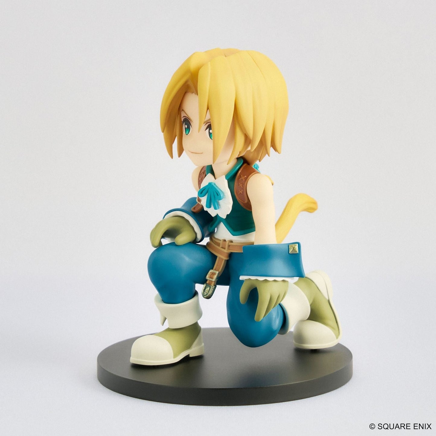 ZIDANE TRIBAL FIGURA 10 CM FINAL FANTASY IX ADORABLE ARTS