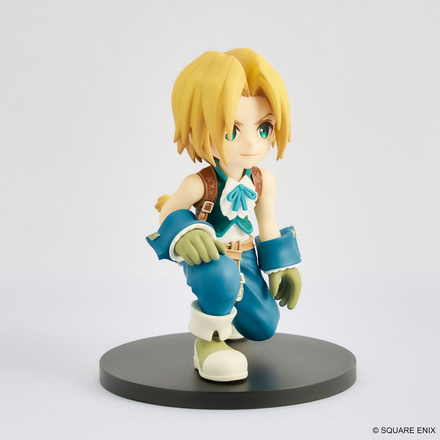 ZIDANE TRIBAL FIGURA 10 CM FINAL FANTASY IX ADORABLE ARTS