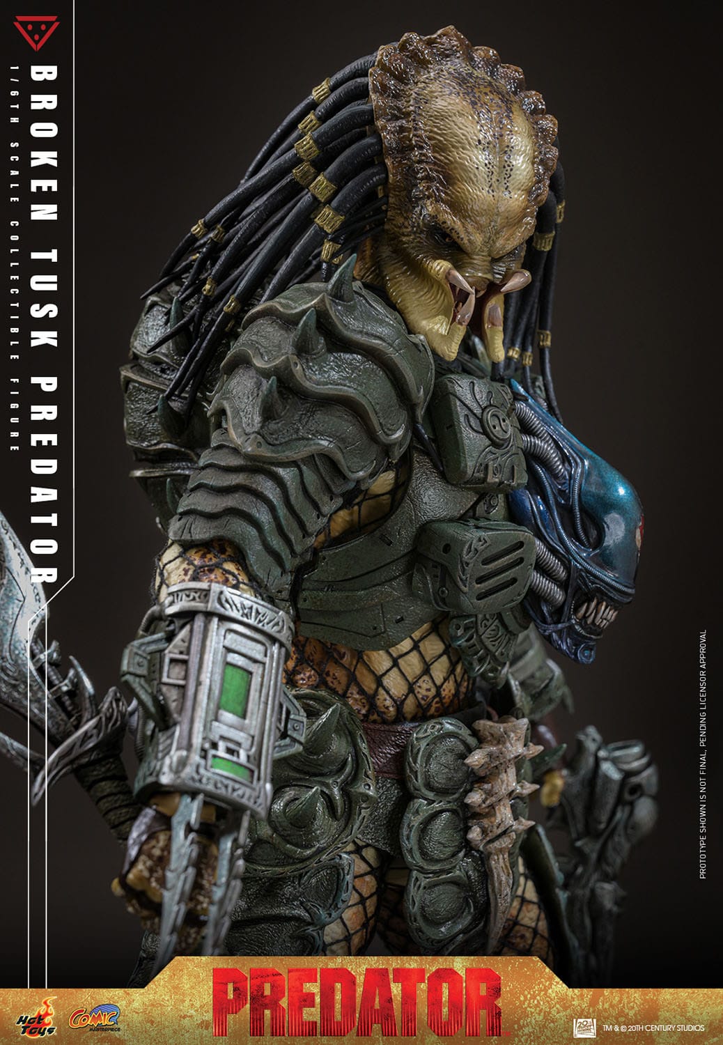 HOT TOYS - ALIEN VS PREDATOR - Figura Comic Masterpiece 1/6 Broken Tusk Predator 35 cm