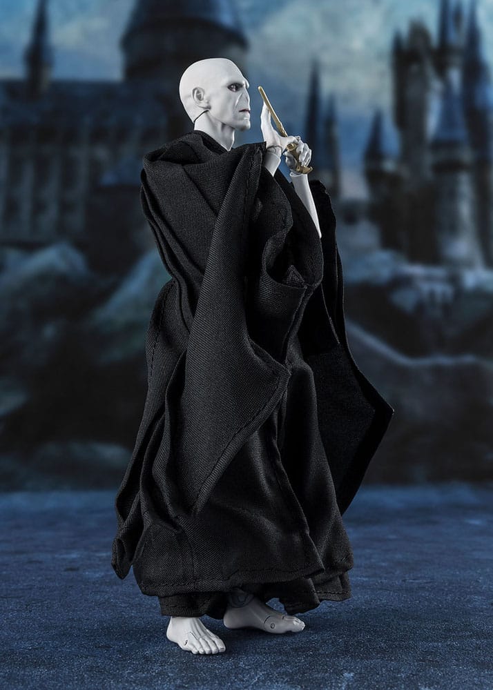 Harry Potter y el cáliz de fuego Figura S.H. Figuarts Lord Voldemort 15 cm