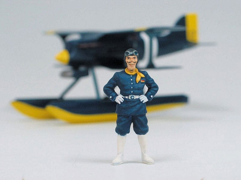 Porco Rosso Kit de modelo con figura 1/48 hidroavión Curtiss R3C-0 & Curtis - Z POP Toys