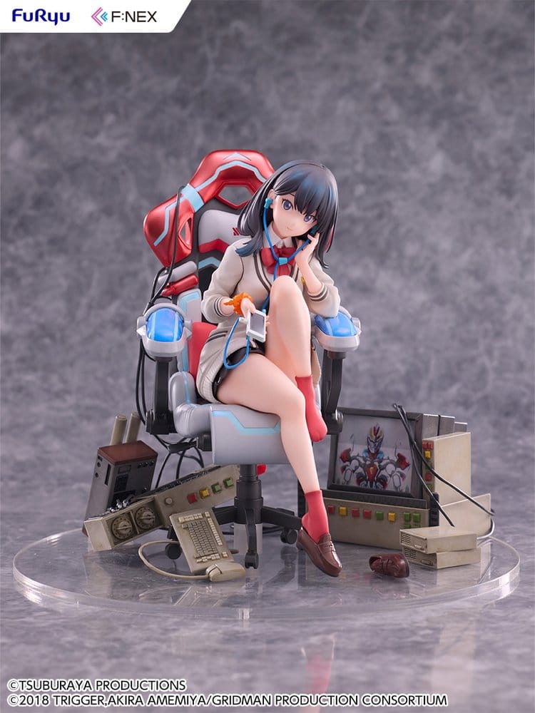 SSSS. Gridman Universe 0Estatua PVC BiCute Bunnies Rikka Takarada Gaming Chair Ver. 19 cm