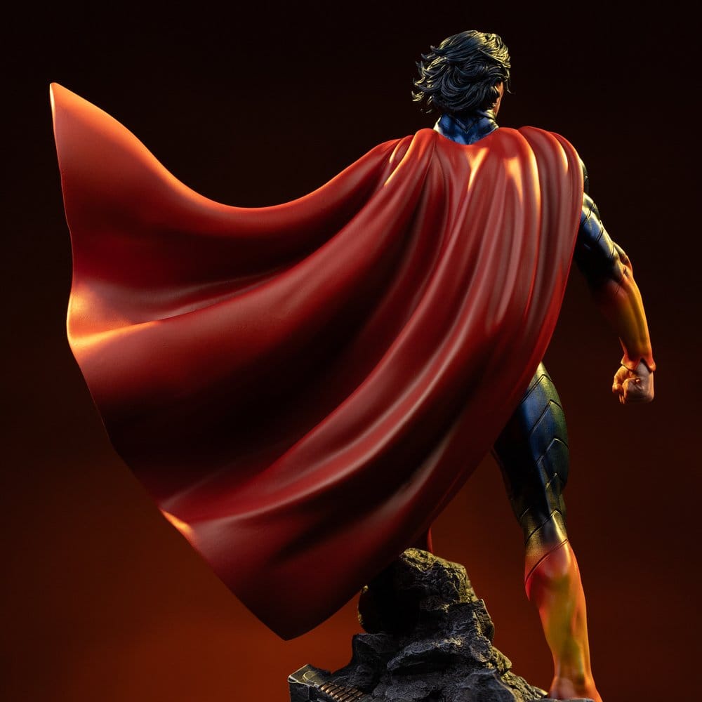 DC Comics Estatua 1/10 Art Scale Superman Absolute 25 cm