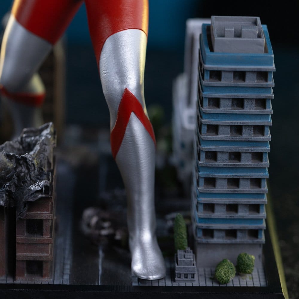 Ultraman Estatua 1/10 Art Scale Ultraman 18 cm