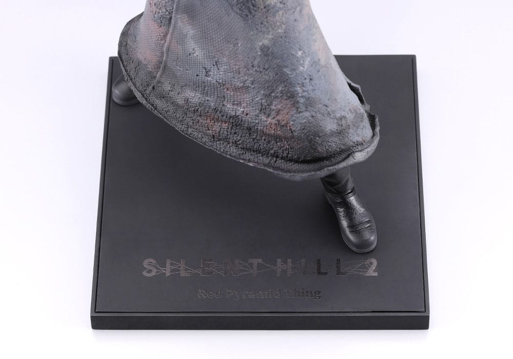 Silent Hill 2 Estatua Oshi Works PVC 1/7 Red Pyramid Thing 26 cm - Z POP Toys