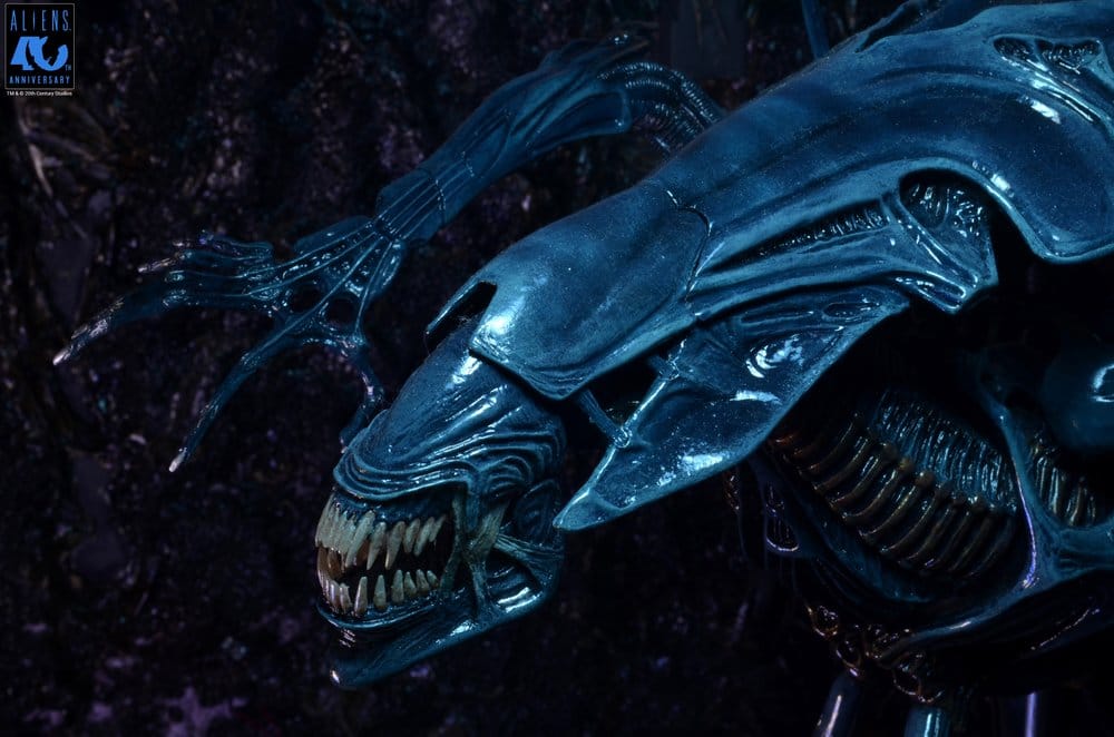 Aliens Ultra Deluxe Figura Alien Queen (40th Anniversary) 38 cm