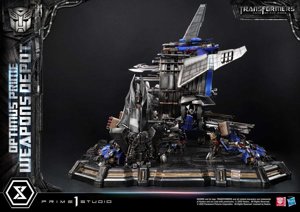 Transformers: Dark of the Moon (Film) Museum Masterline Estatua Optimus Prime Weapons Depot 127 cm - Z POP Toys