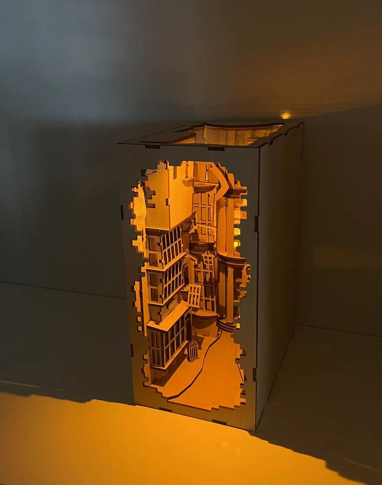 Harry Potter Maqueta Book Nook Tiny Adventures Callejón Diagon 23 cm