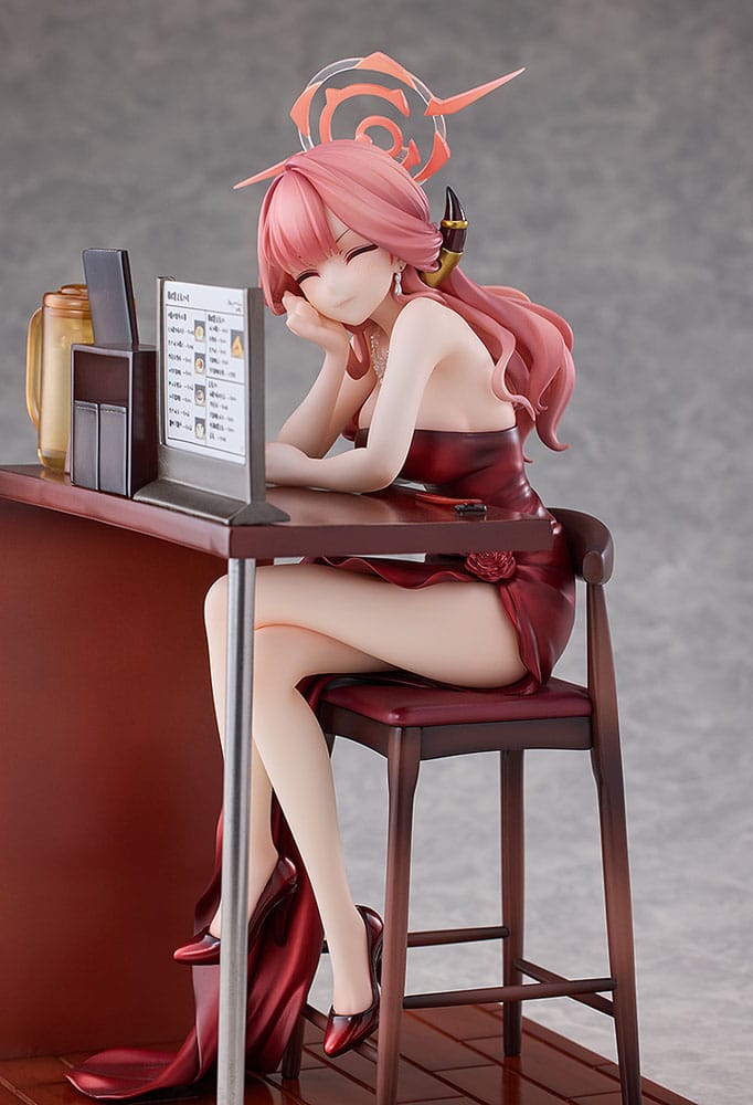 Blue Archive Estatua PVC 1/7 Aru (Dress): Memorial Lobby Ver. 23 cm