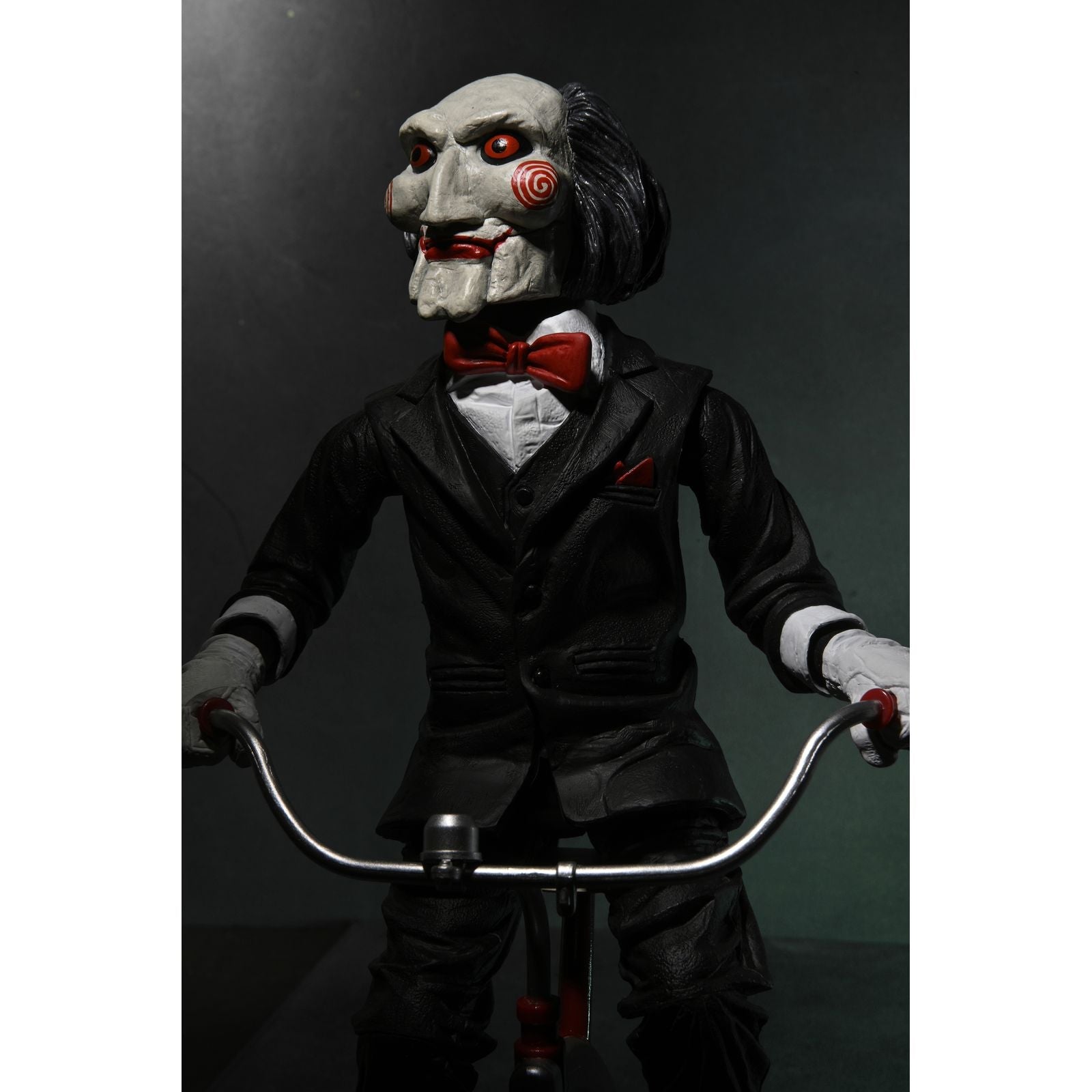 BILLY THE PUPPET WITH SOUND RIDING TRICYCLE VERSION FIGURA 33 CM SAW RE-RUN