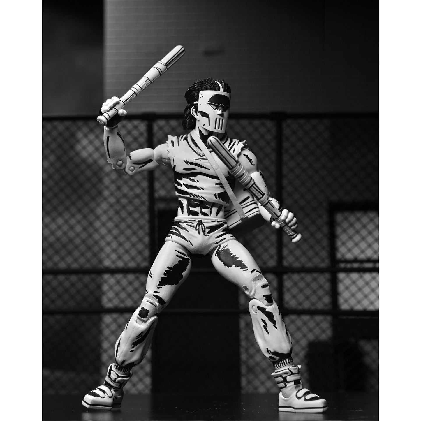 CASEY JONES BLACK & WHITE VERSION SCALE ACTION FIGURA 18 CM TEENAGE MUTANT NINJA TURTLES MIRAGE COMICS