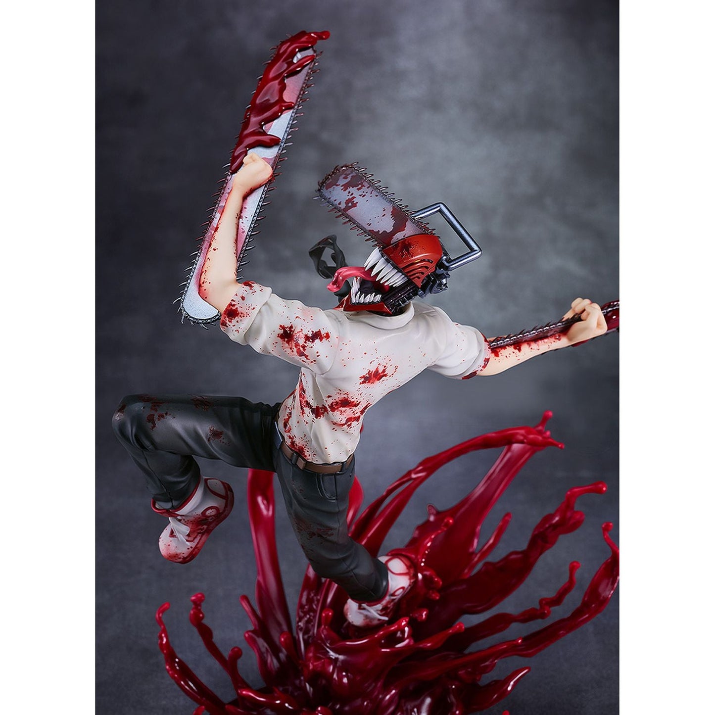 CHAINSAW MAN ESTATUA 30 CM CHAINSAW MAN 1/7 SCALE