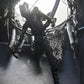DELUXE SUSPENDED LAB XENOMORPH XX121 SCALE ACTION FIGURA 18 CM ALIEN ROMULUS