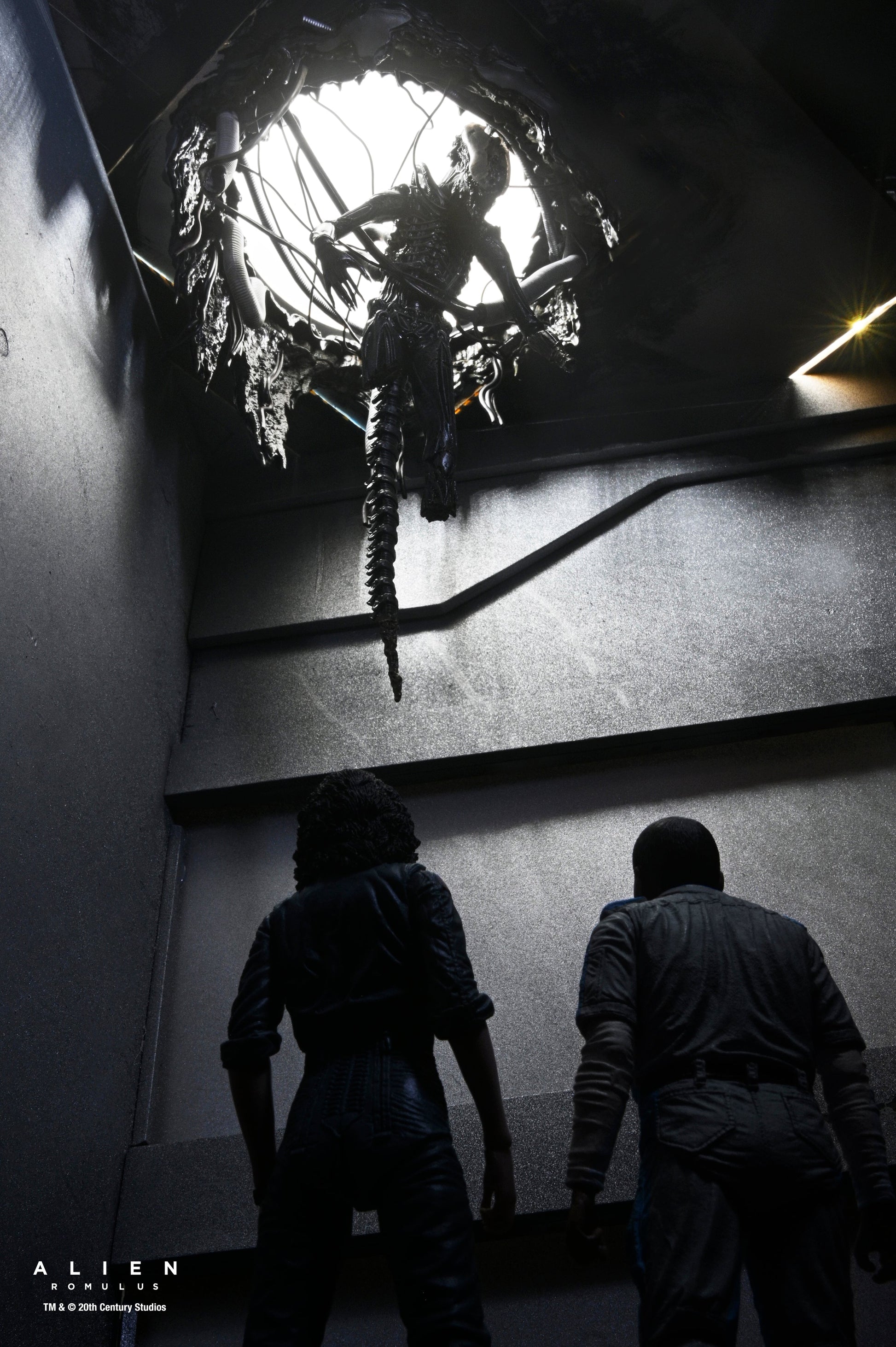 DELUXE SUSPENDED LAB XENOMORPH XX121 SCALE ACTION FIGURA 18 CM ALIEN ROMULUS