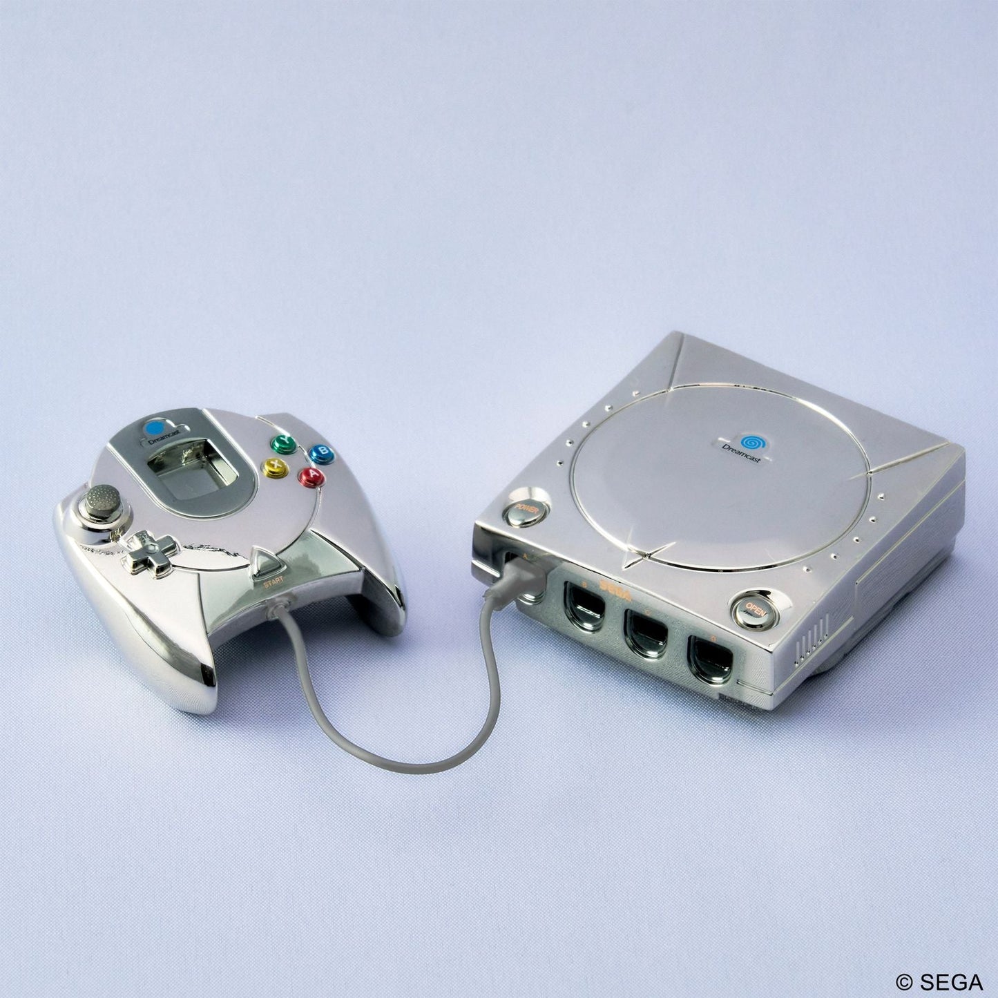 DREAMCAST PAL VER. REPLICA 5,5 CM SEGA HARDWARE SERIES BRIGHT ARTS GALLERY