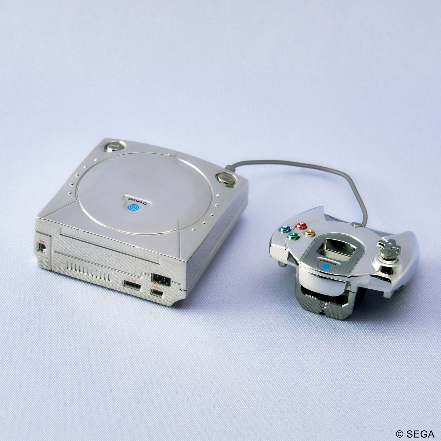 DREAMCAST PAL VER. REPLICA 5,5 CM SEGA HARDWARE SERIES BRIGHT ARTS GALLERY