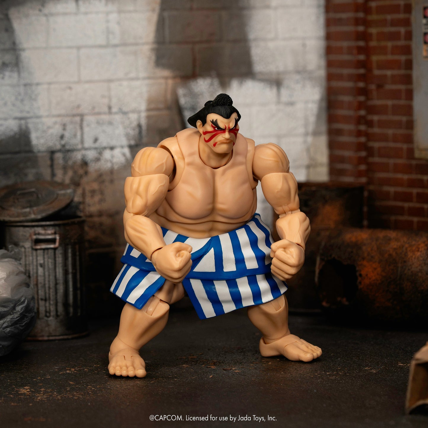 E, HONDA FIGURA 17 CM ULTRA STREET FIGHTER II: THE FINAL CHALLENGERS