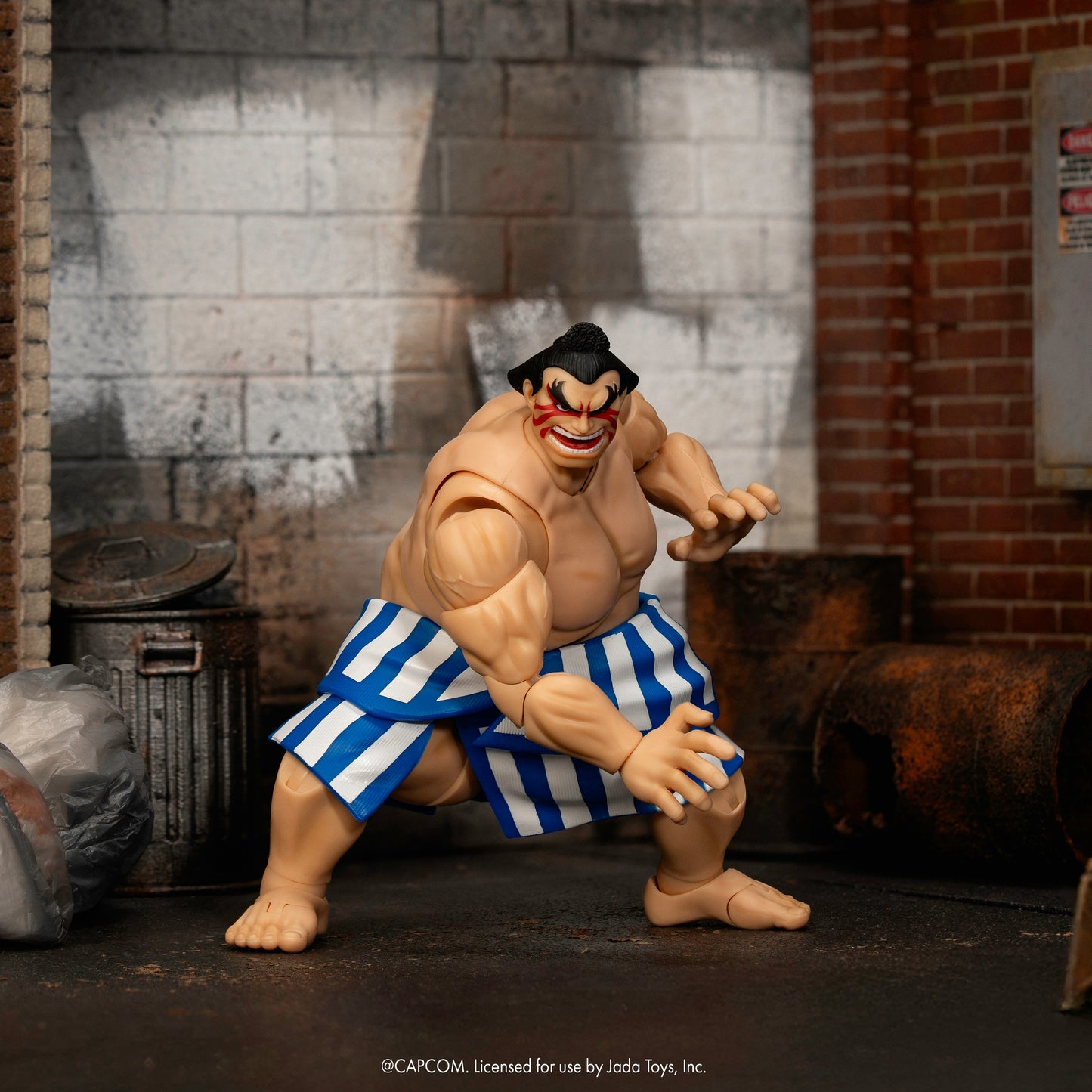 E, HONDA FIGURA 17 CM ULTRA STREET FIGHTER II: THE FINAL CHALLENGERS