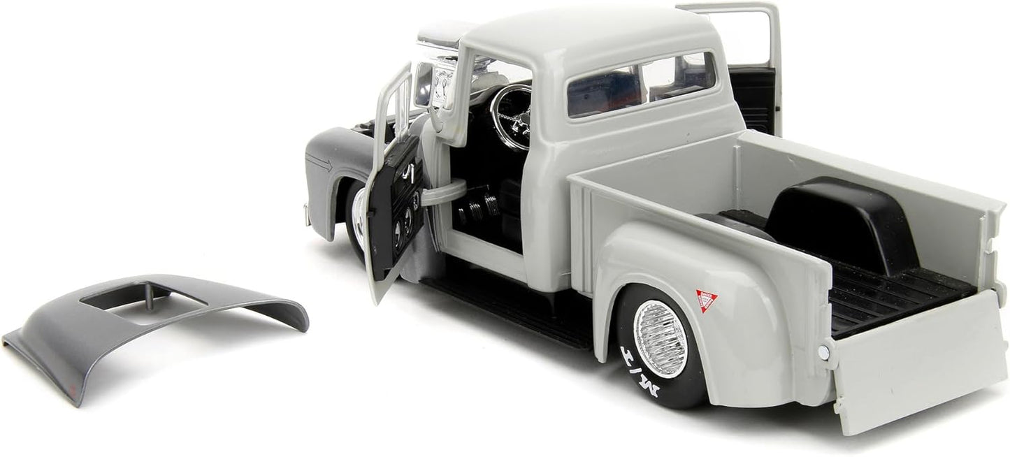 GUILE & 1956 FORD PICKUP SET 1/24 SCALE STREET FIGHTER II