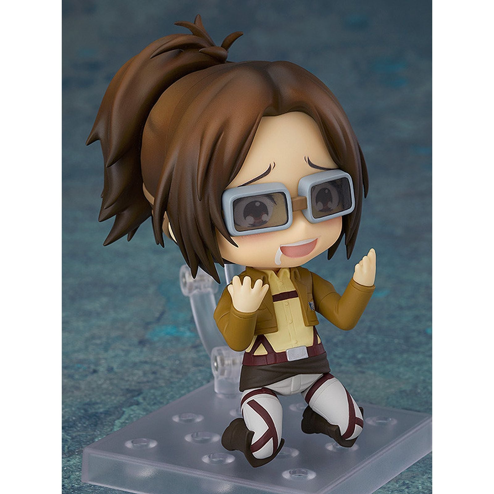 HANGE ZOE FIGURA 10 CM ATTACK ON TITAN NENDOROID RE-RUN