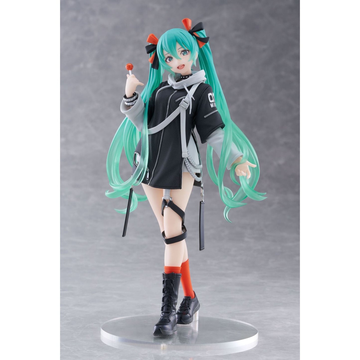 HATSUNE MIKU FASHION PUNK VER. FIG. 18 CM HATSUNE MIKU