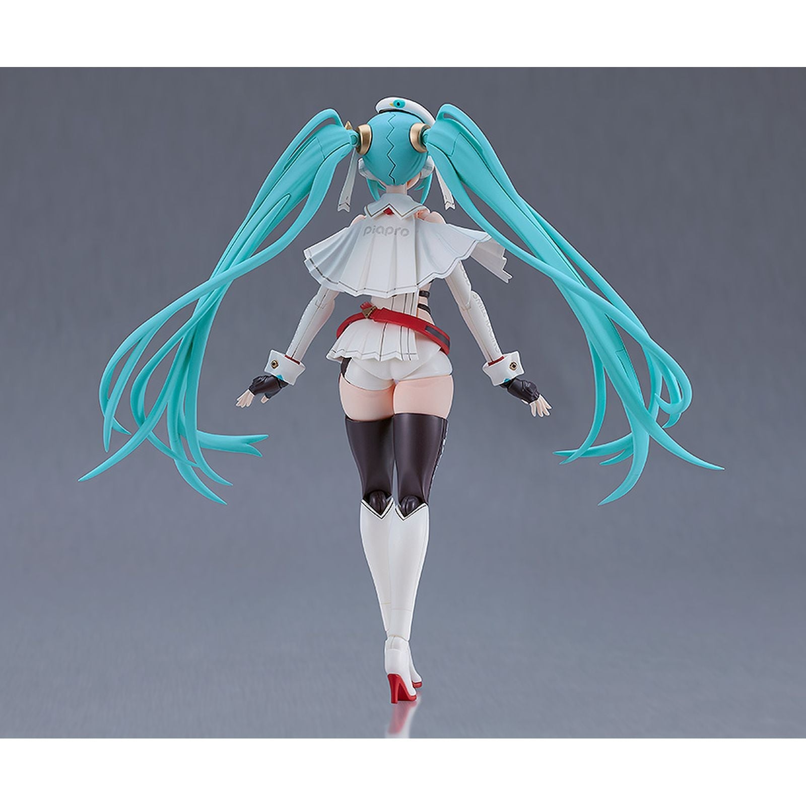 HATSUNE MIKU RACING MIKU 2023 VERSION FIGURA 15,5 CM HATSUNE MIKU GT PROJECT PLAMATEA RE-RUN